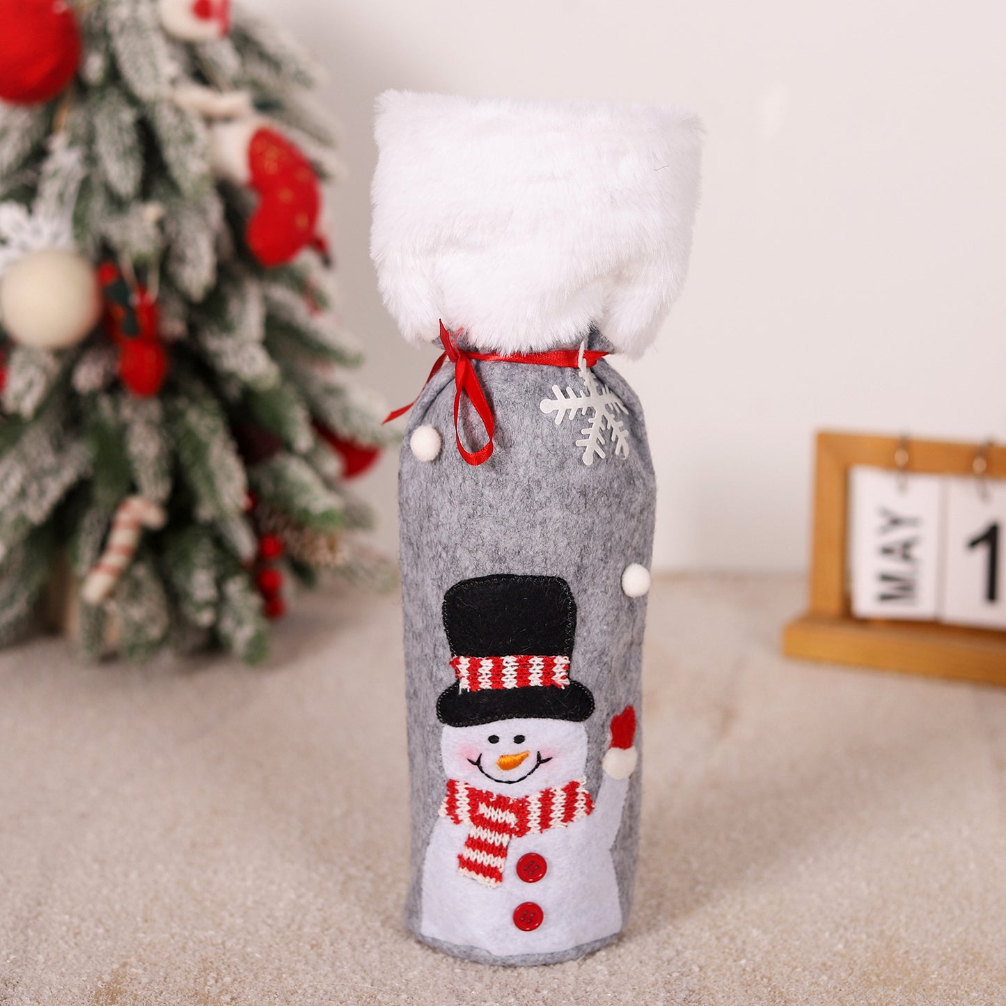 Christmas supplies red wine bottle covers elderly snowmen elk red wine bags household items
