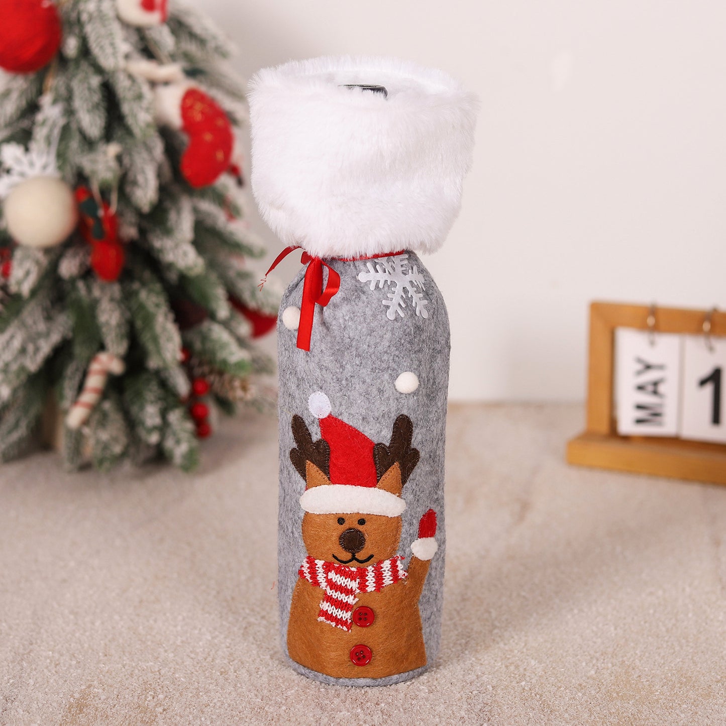 Christmas supplies red wine bottle covers elderly snowmen elk red wine bags household items